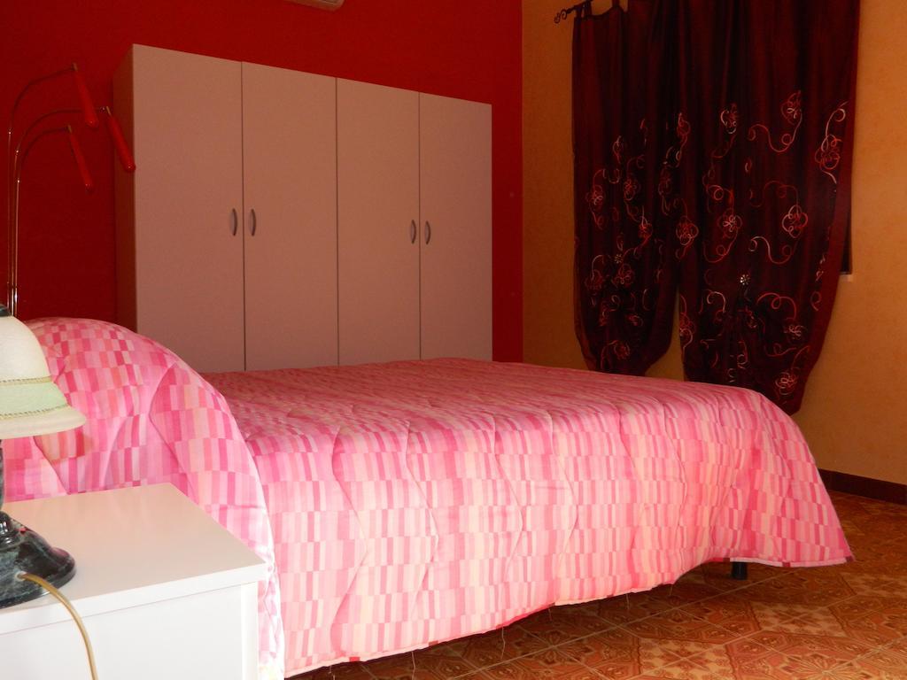 Villa Robinia Massafra Habitación foto